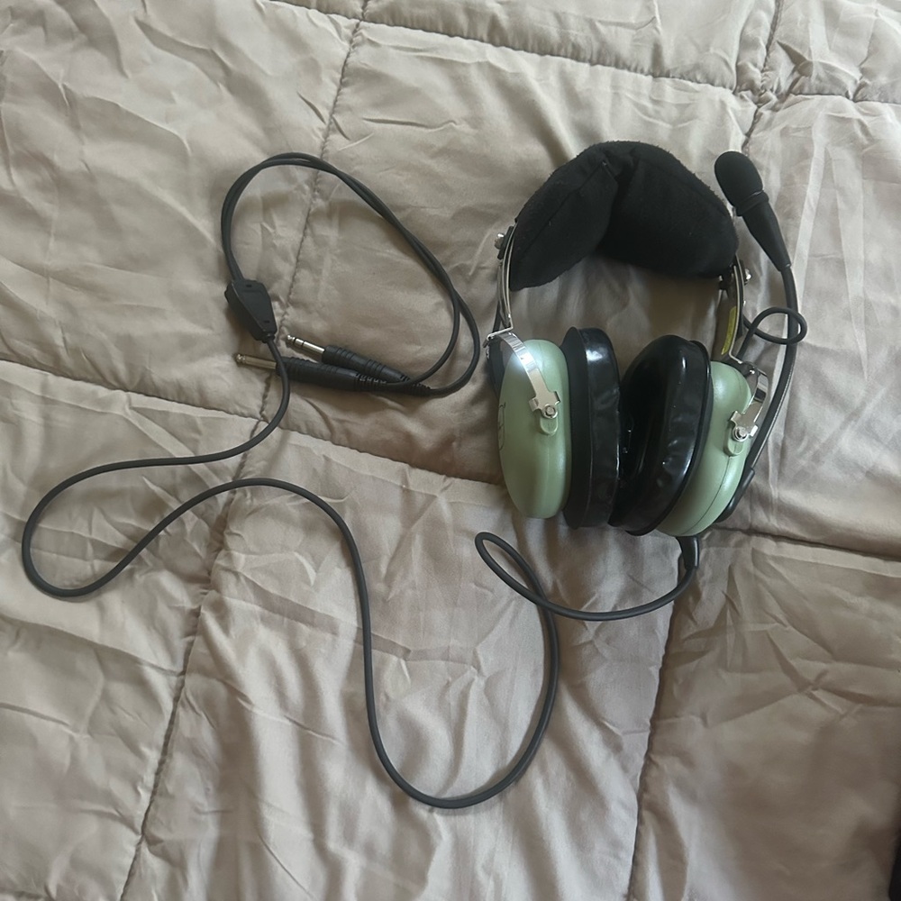 David Clark H10-13.4 With GA plug